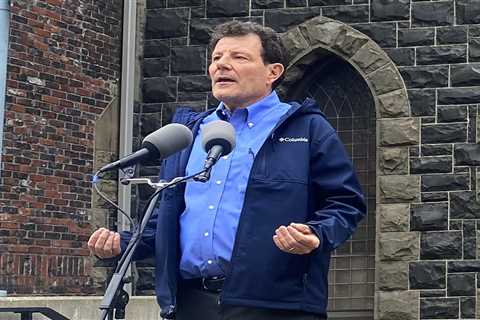 Nick Kristof's gubernatorial bid is Ore-gone