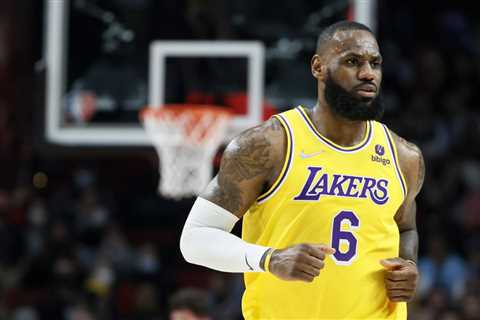 LeBron James doesn’t rule out potential Cleveland return – BasketNews.com