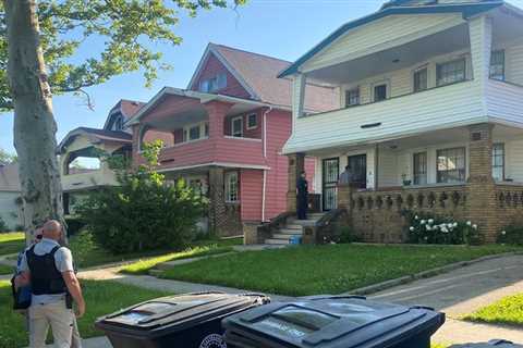 Daughter accidentally shoots, kills 87-year-old mom, Cleveland police say