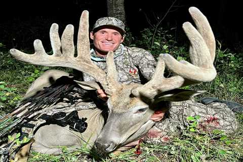 Bowhunter Tags Huge 300-Pound Alberta Whitetail