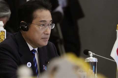 Japan’s Kishida calls for constructive ties in talks with China |  world news