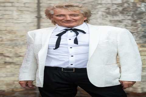 Sir Rod Stewart tells telly phone-in he’s ditching the Tories and backing Labour