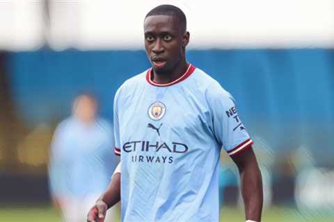 Ajax hijack West Ham deal for Manchester City teenager