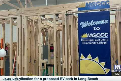 Lowe’s Foundation grant helps expand MGCCC trades training program