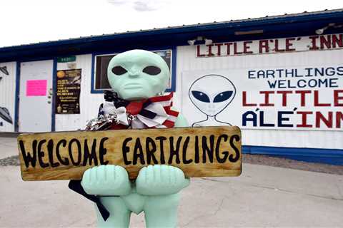 UFOs are going mainstream. Here are 5 spots to visit if you're looking for aliens.