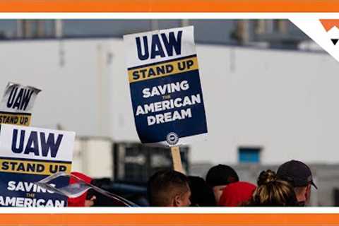 Workers Are Striking And Americans Are Into It | FiveThirtyEight Politics Podcast