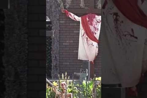 Beheaded Jesus Halloween display draws fire in Louisiana neighborhood #halloween