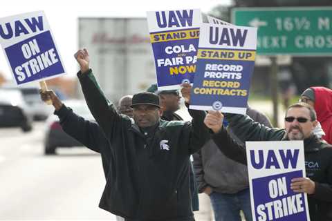 UAW-Ford tentative deal could relieve some pressure on Biden