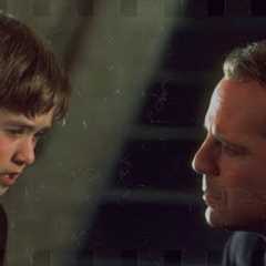 The Controversial Scene That Was Cut from the Sixth Sense