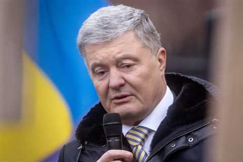 Ex-Ukrainian president reveals plans to run again — RT World News