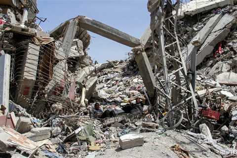 Hamas Begins Gaza Truce Talks With Egypt, Qatar In Cairo