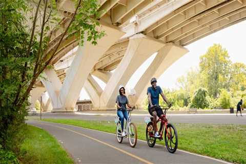 Exploring Family-Friendly Cycling Routes in Charlottesville, VA