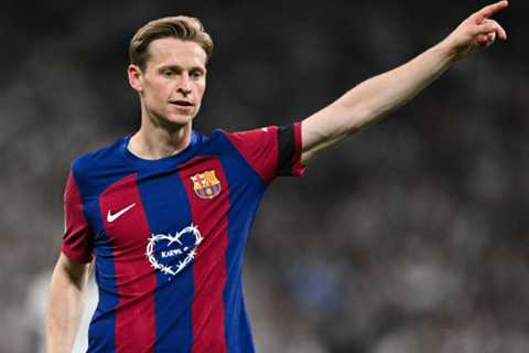Manchester United Linked Midfielder Key for Barcelona’s Plans