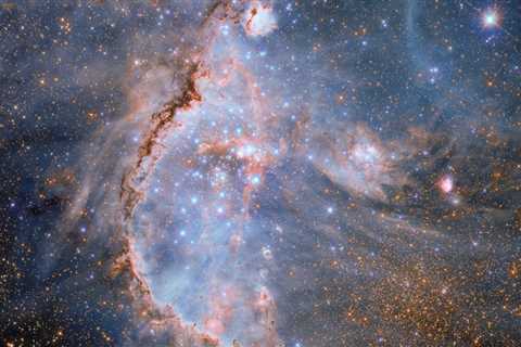 Stunning Cradle of Stars Captured by Hubble in Nearby Galaxy