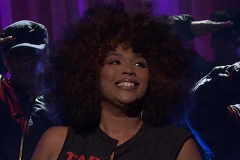 Lizzo’s SNL Performance Takes a Shot at Donald Trump
