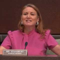WATCH: Democrat Rep. Goes on Crazed Rant – Says Trump Admin “Shoved a US Senator to the Ground” and ..