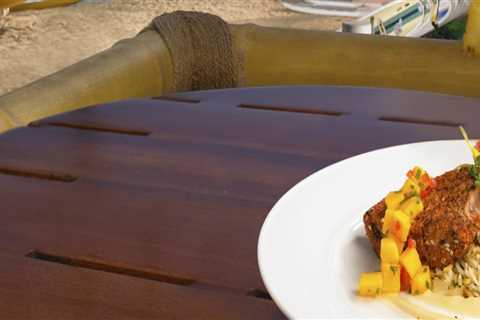 Creating a Senior-Friendly Dining Experience in Honolulu County, Hawaii