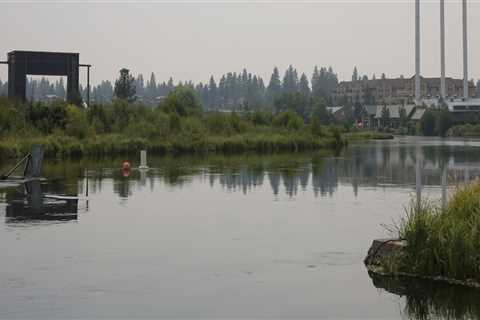 The Impact of Political Parties on the Political Landscape of Deschutes County, Oregon