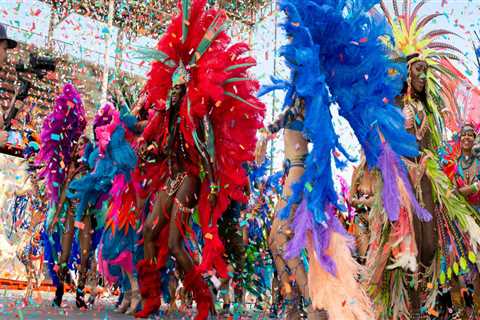 The Ultimate Guide to Dressing for Parades in West Central Florida