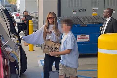 Ben Affleck’s Son Samuel Enjoys Lunch with Jennifer Lopez