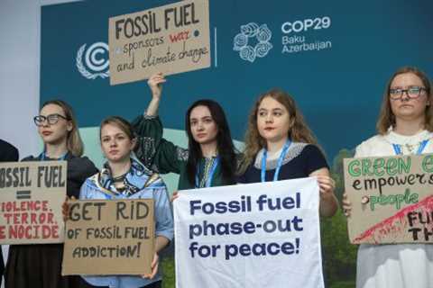 “Public health emergency”: Report shows fossil fuel impacts on every stage of life