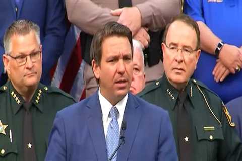Who Keeps an Eye on Public Officials in Bay County, Florida?