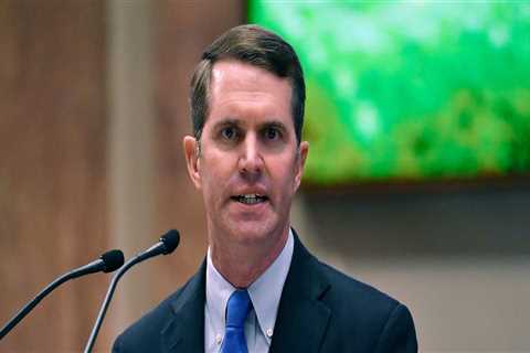The Political Battleground: A Look at the Major Candidates in Central Kentucky