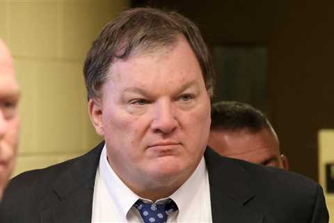 Facebook Cofounder Calls CEO Role ‘Exhausting’