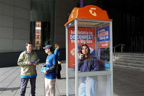 Telstra’s Climate Disconnect: It’s time for Telstra to walk away from the Gas Lobby.