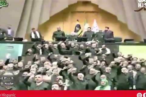 Iranian Lawmakers Chant “Death to America, Death to Israel” (VIDEO)